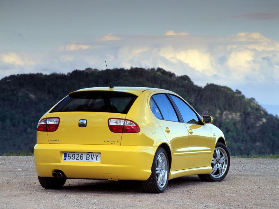  Seat Leon Cupra 2001 года  (фото 2 из 20)